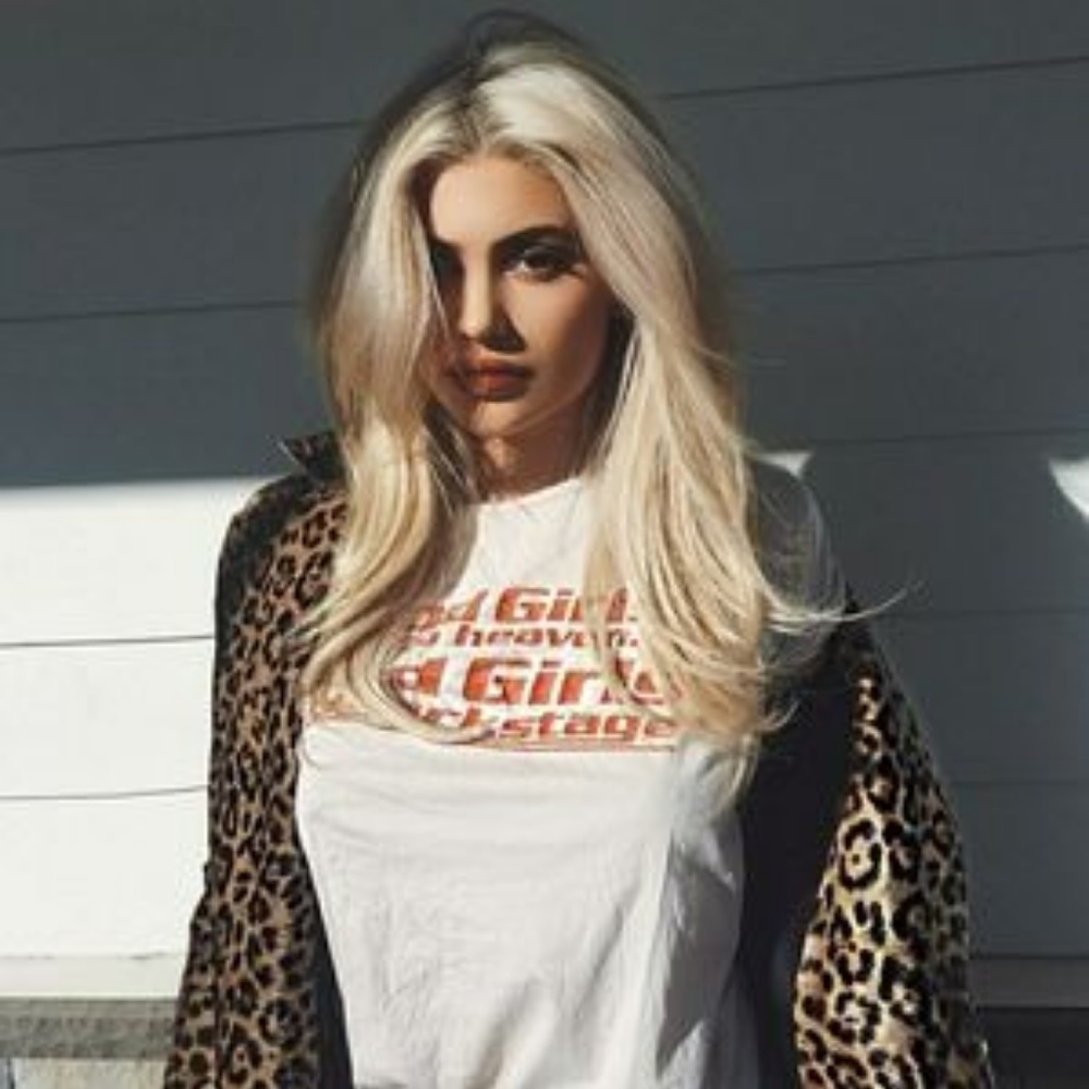 Rat & Boa Backstage Baddies T-Shirt in Medium